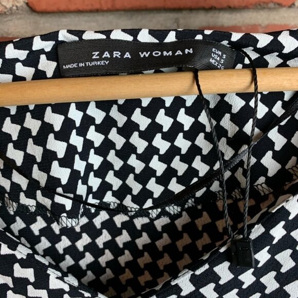 Zara Women V-Neck High  Low Blouse Belle Sleeves Size Small - Picture 7 of 9